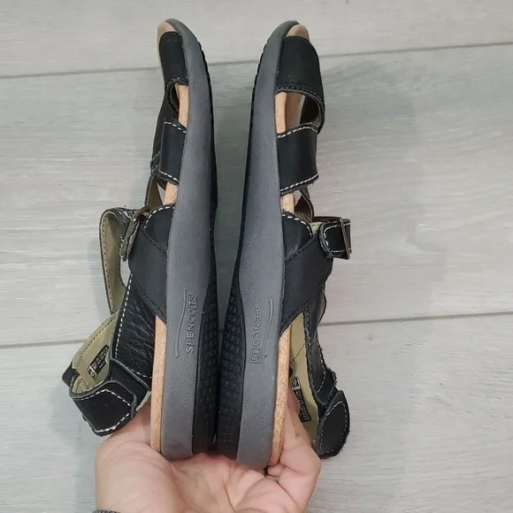 Sold Spenco Womens Ankle Strap Sandals Flats Slide Flip flop shoes sz 7 - Picture 11 of 12